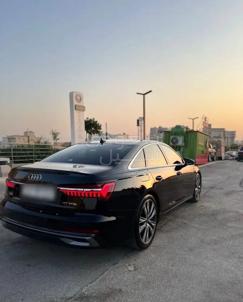 2024 اودي اي 6 اس لاين