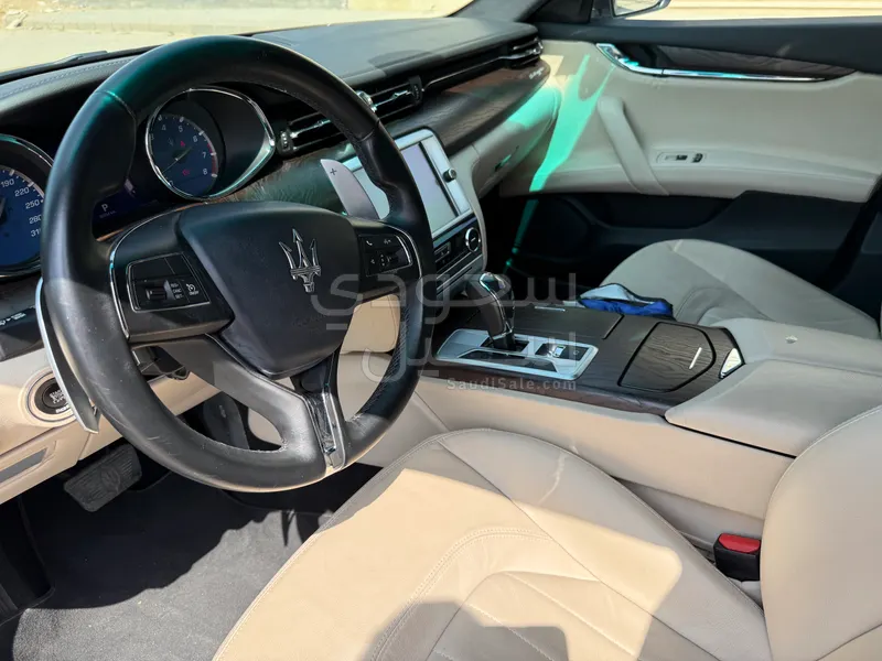 2015 Maserati Quattroporte