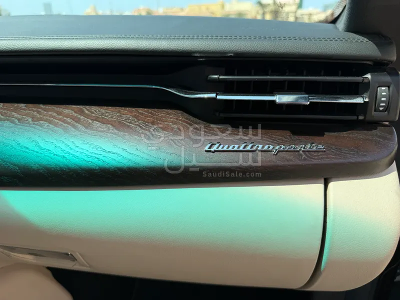 2015 Maserati Quattroporte