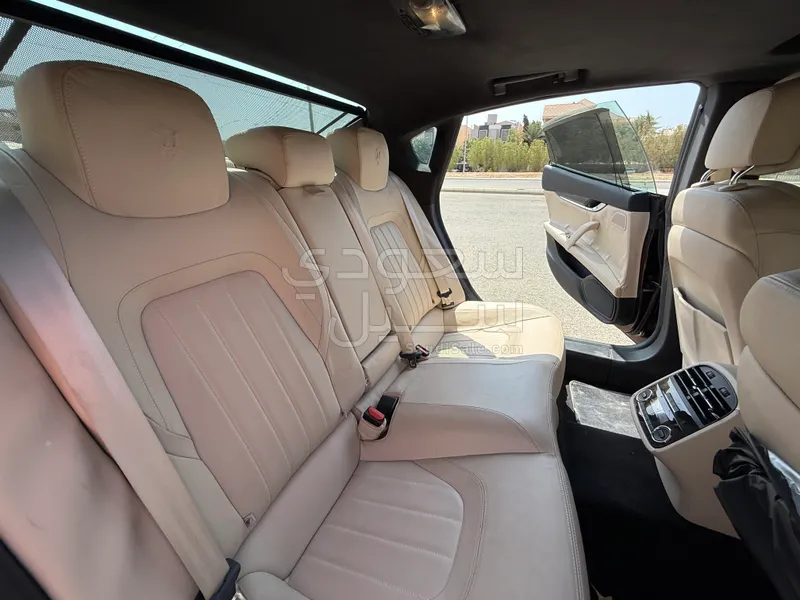 2015 Maserati Quattroporte