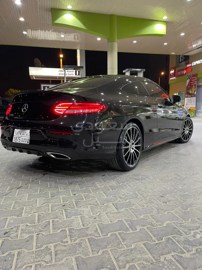 2018 Mercedes-Benz C 300