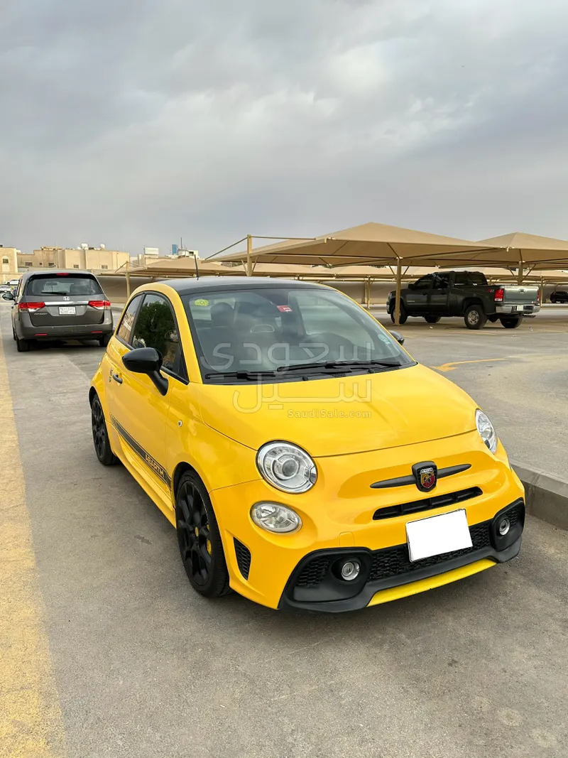 2018 فيات ابارث 595 كومبيتزيون