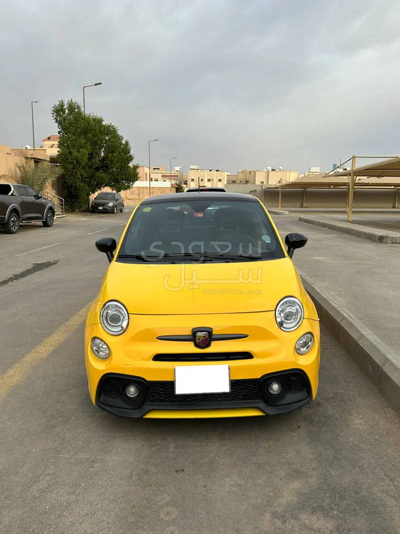 2018 فيات ابارث 595 كومبيتزيون