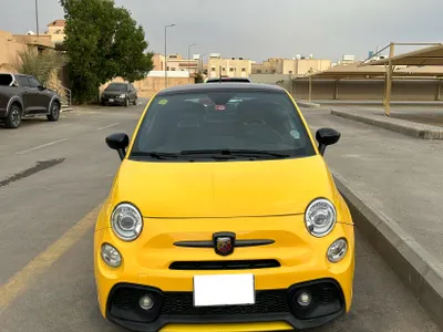 2018 فيات ابارث 595 كومبيتزيون