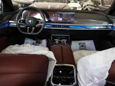 2024 بي ام دبليو الفئة السابعة 740أي