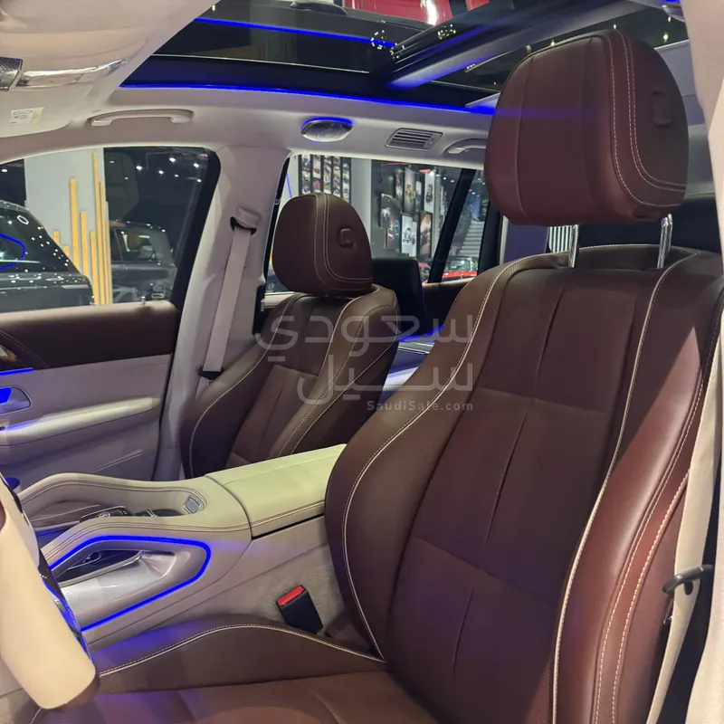 2021 مرسيدس - بنز جي إل إس 600 مايباخ