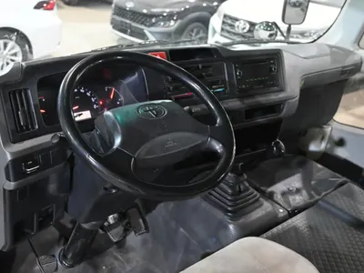 2019 تويوتا كوستر
