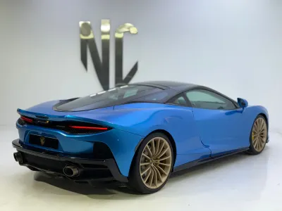 2020 McLaren GT