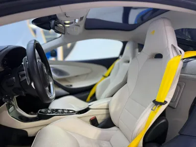 2020 McLaren GT
