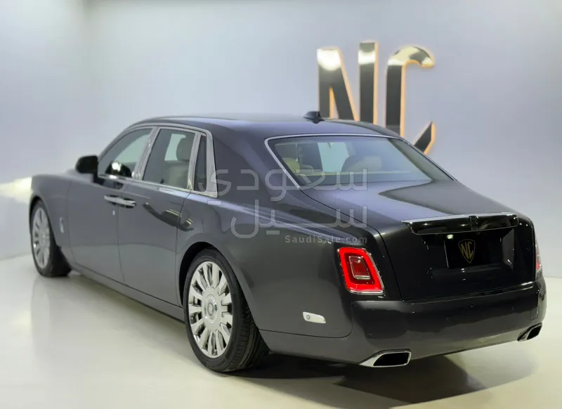 2019 Rolls-Royce Phantom