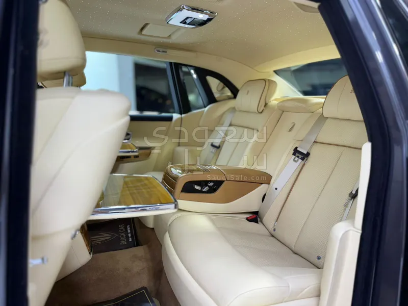 2019 Rolls-Royce Phantom