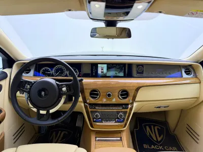 2019 Rolls-Royce Phantom