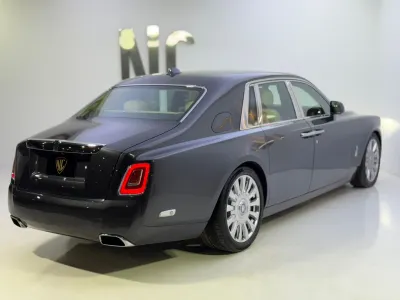2019 Rolls-Royce Phantom