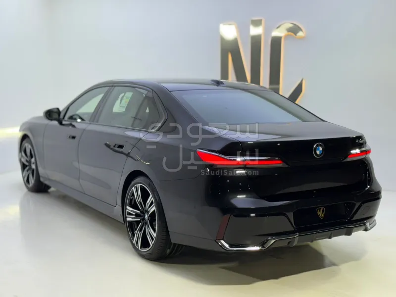 2026 BMW 7 Series 735i