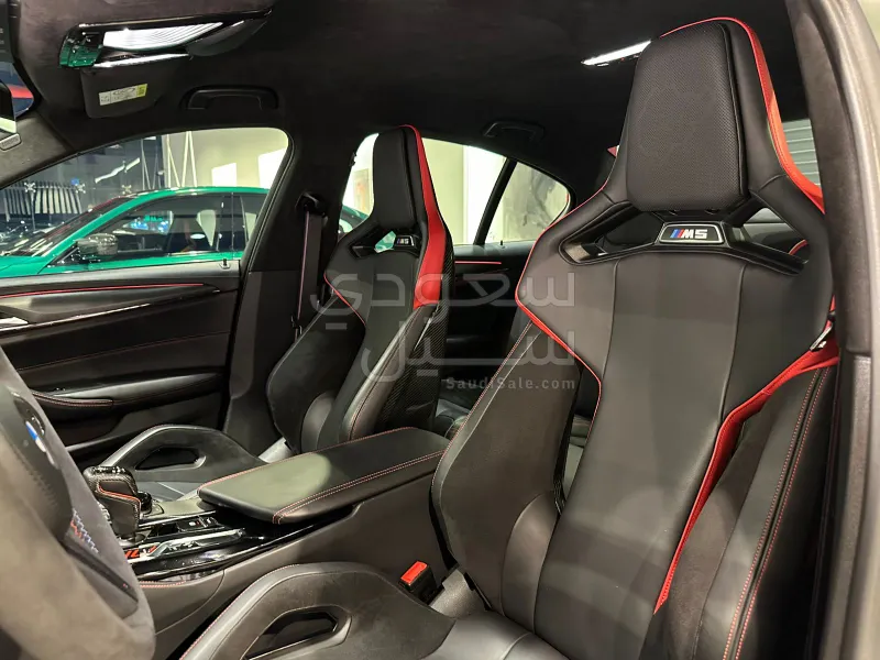 2022 BMW M Series M5cs