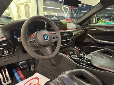 2022 BMW M Series M5cs