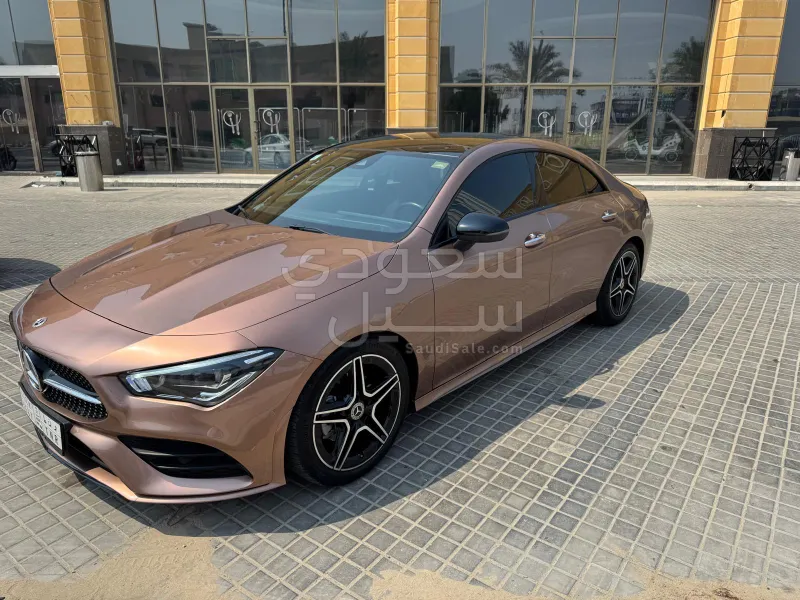 2023 مرسيدس - بنز سي إل أي 200