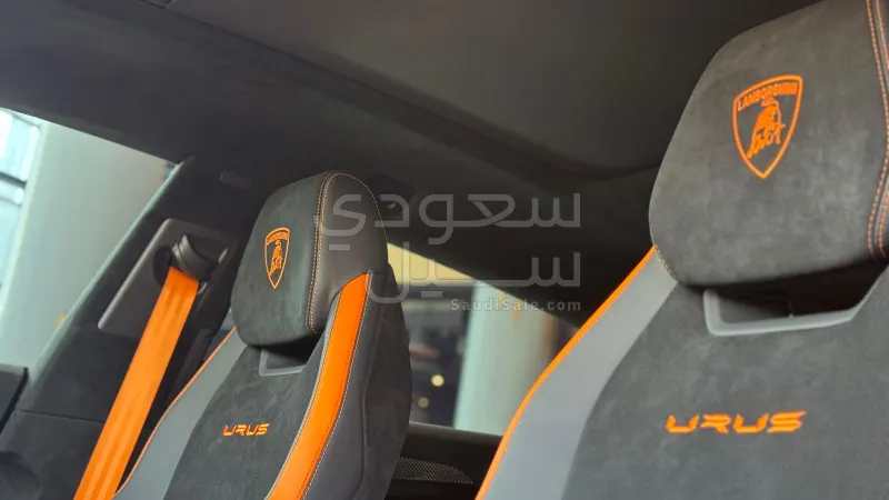 2023 لمبرجيني اوروس بيرفورمانتي