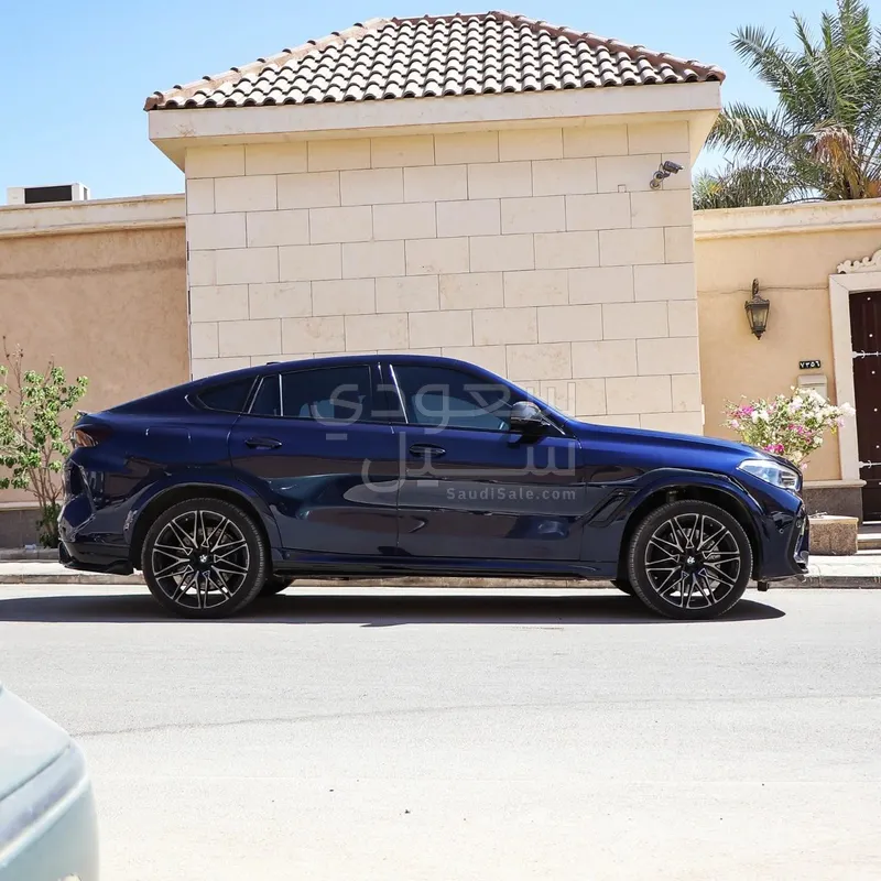 2022 BMW X Series 6M competition