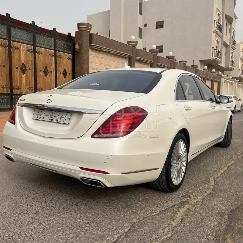 2015 Mercedes-Benz S 400