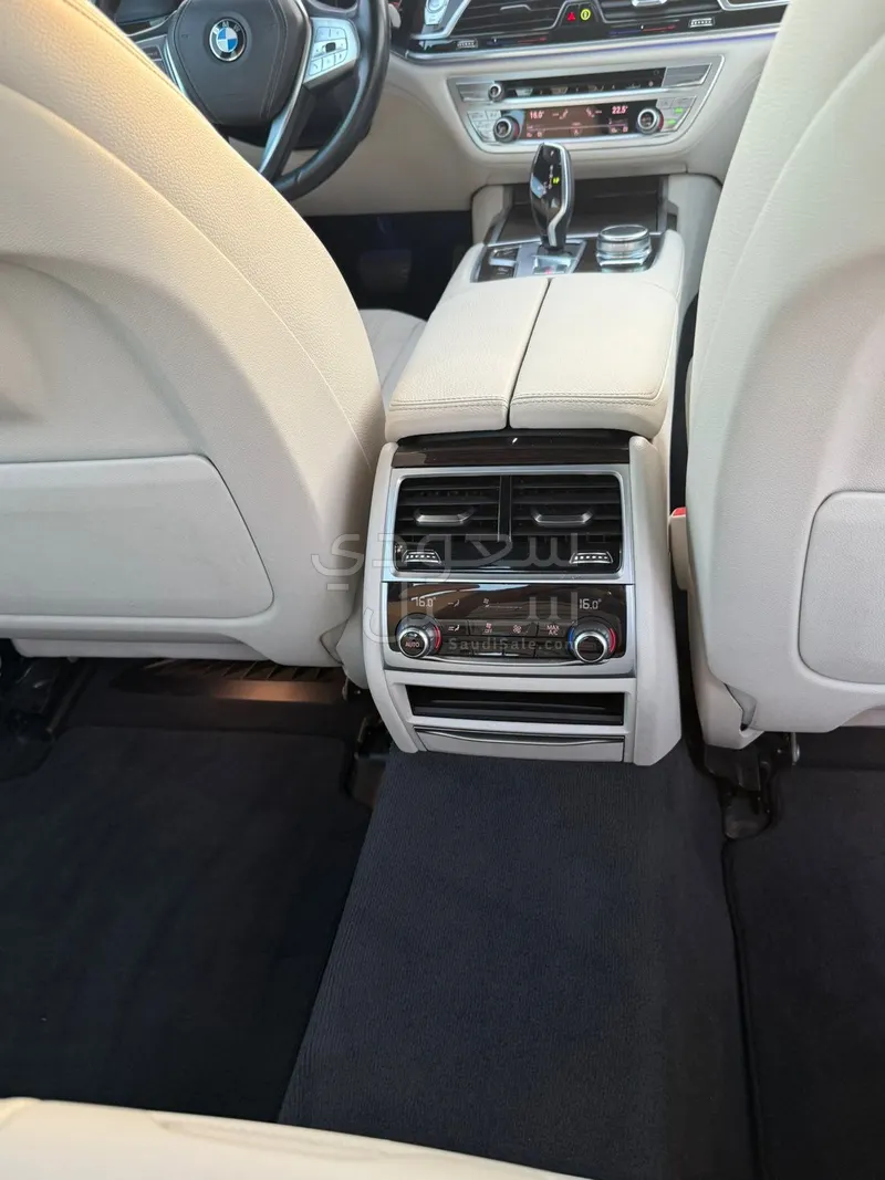 2020 BMW 7 Series 730Li