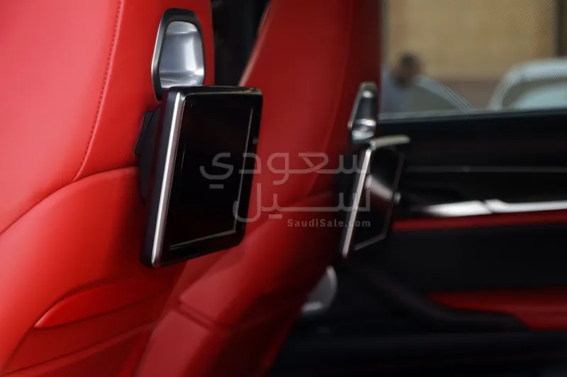 2016 BMW X Series 6 M