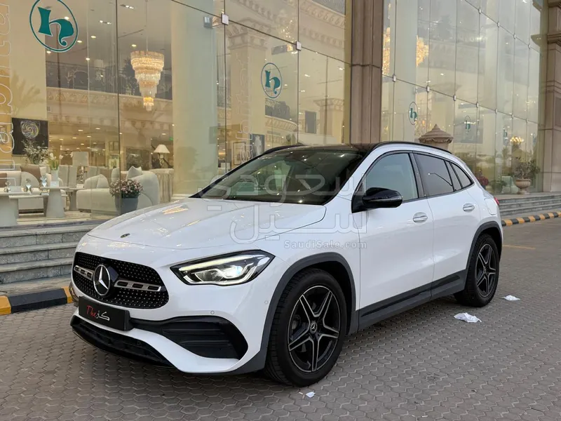 2021 Mercedes-Benz GLA 200