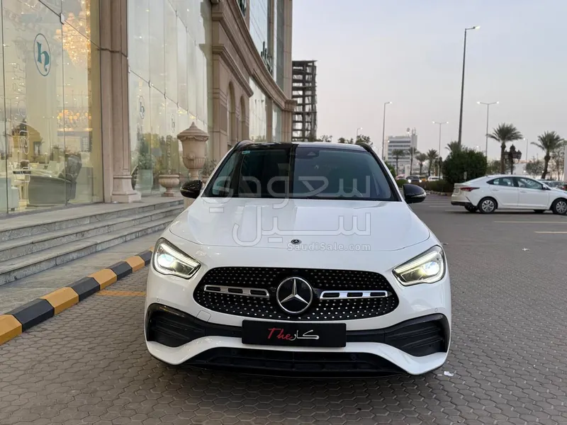2021 Mercedes-Benz GLA 200