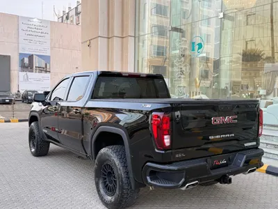 2022 GMC Sierra Elevation