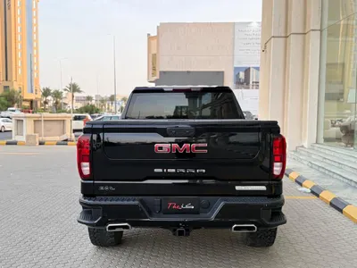 2022 GMC Sierra Elevation