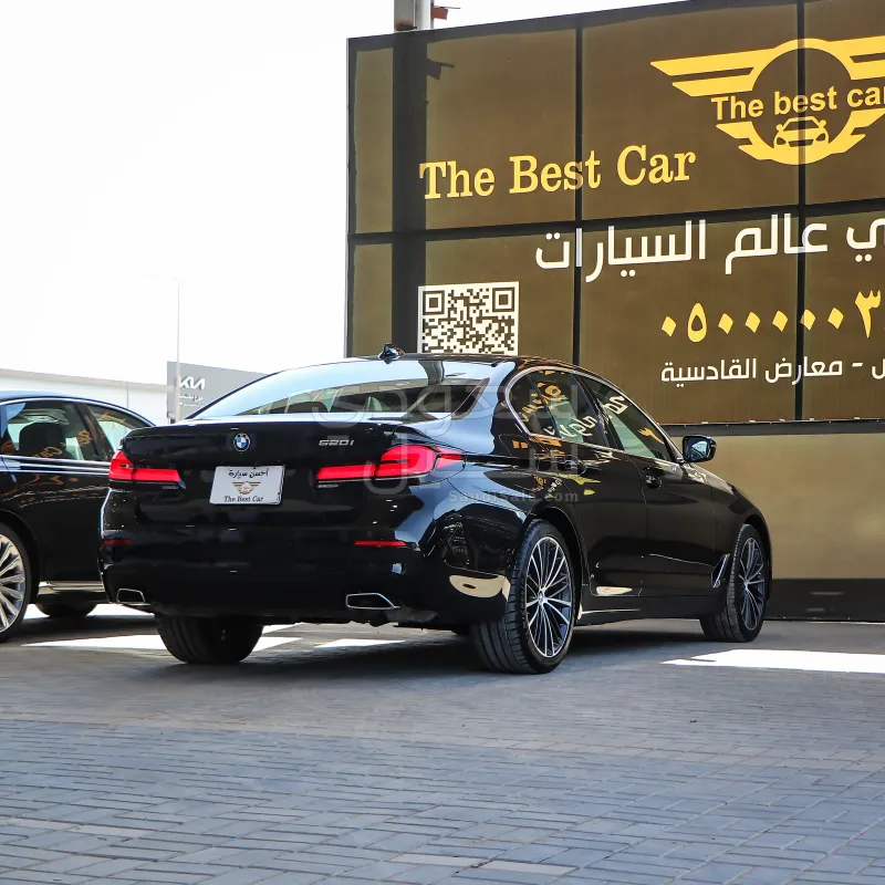 2023 بي ام دبليو الفئة الخامسة 520 أي