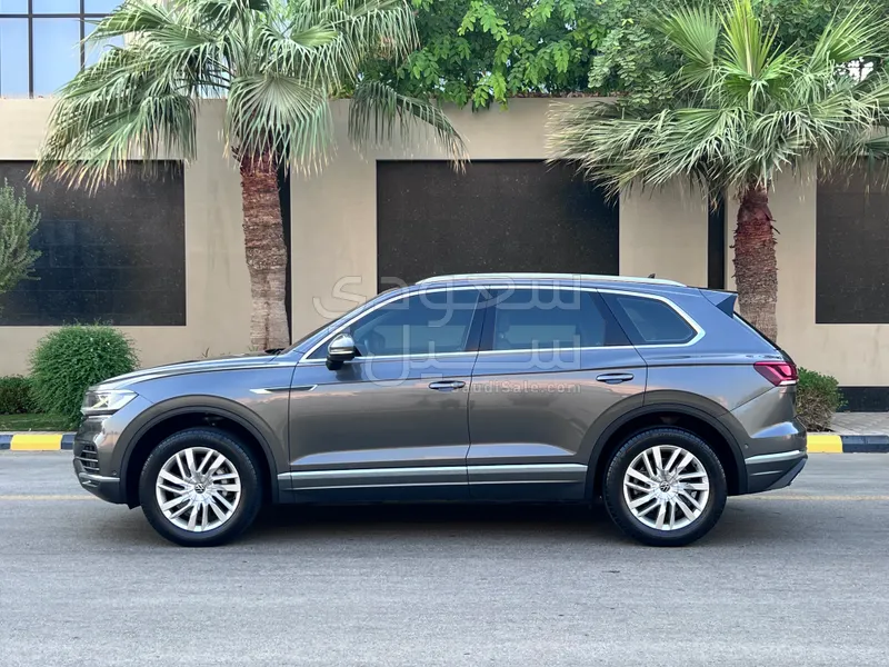 2023 Volkswagen Touareg