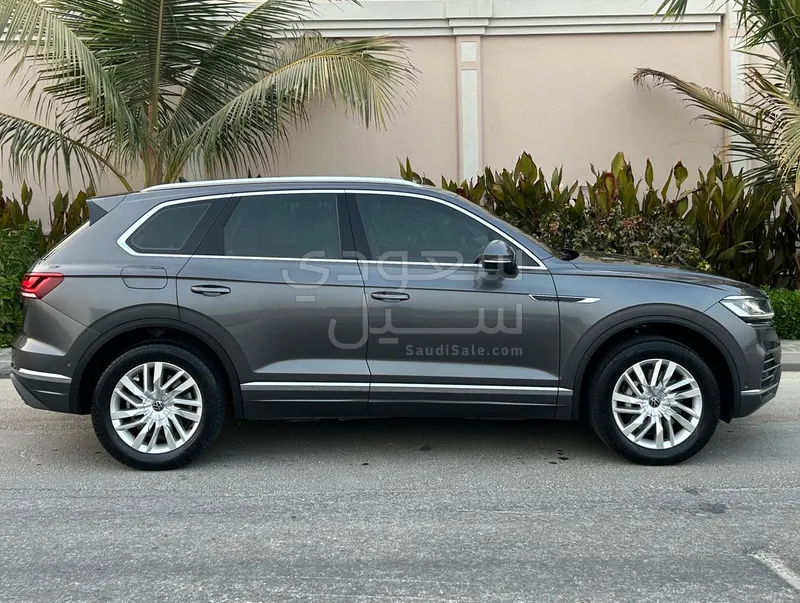 2023 Volkswagen Touareg