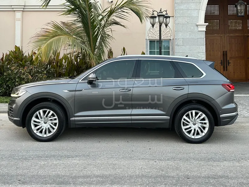 2023 Volkswagen Touareg