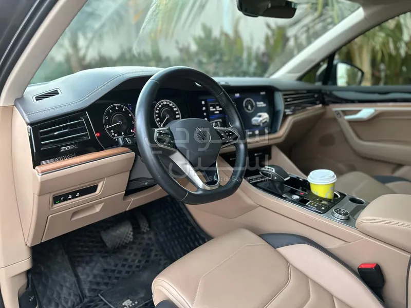 2023 Volkswagen Touareg