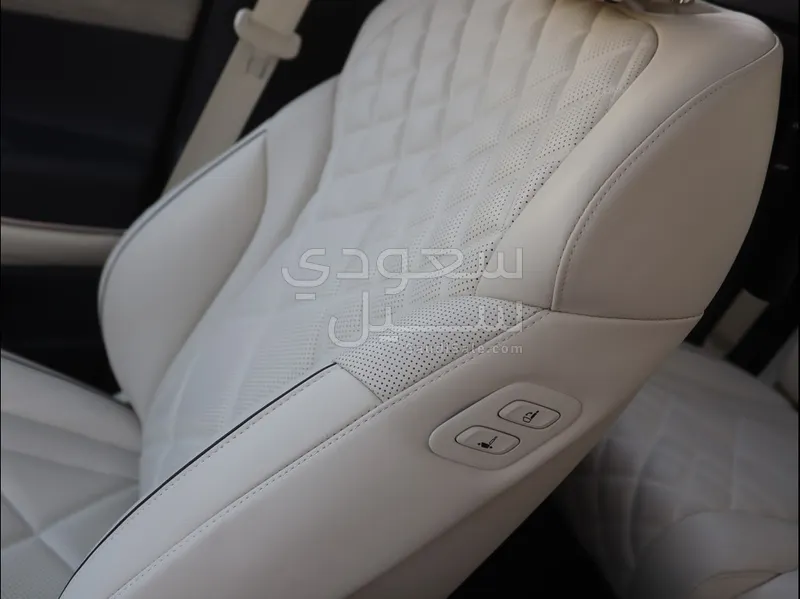 2025 Genesis GV 80