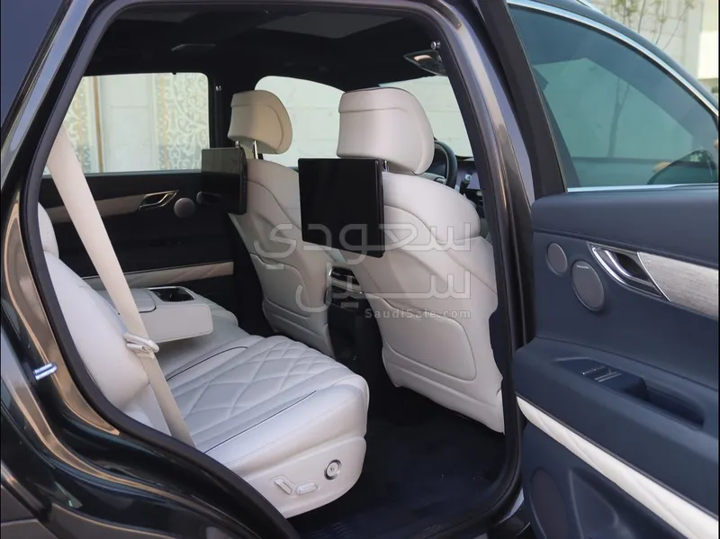 2025 Genesis GV 80