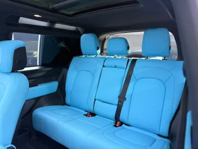 2022 Land Rover Defender HSE