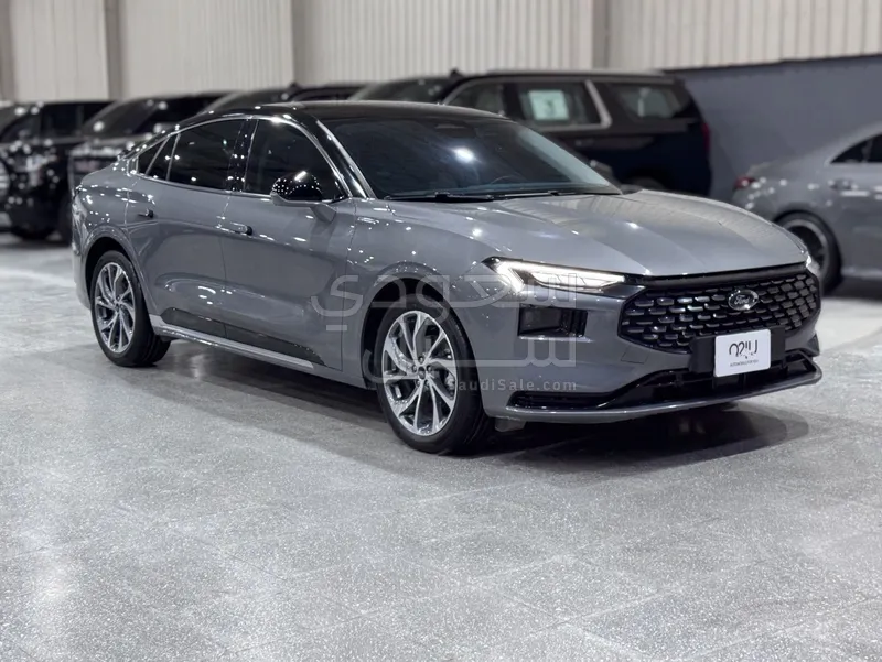 2024 Ford Taurus Titanium
