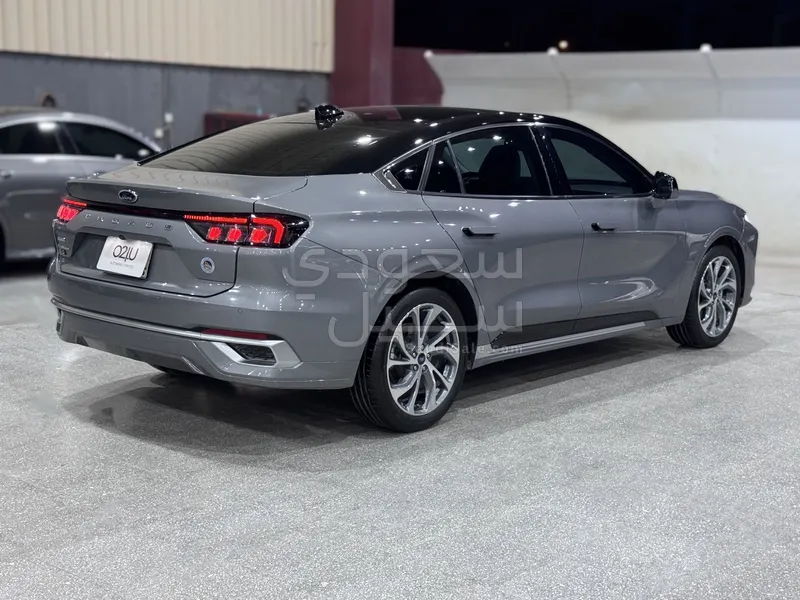 2024 Ford Taurus Titanium