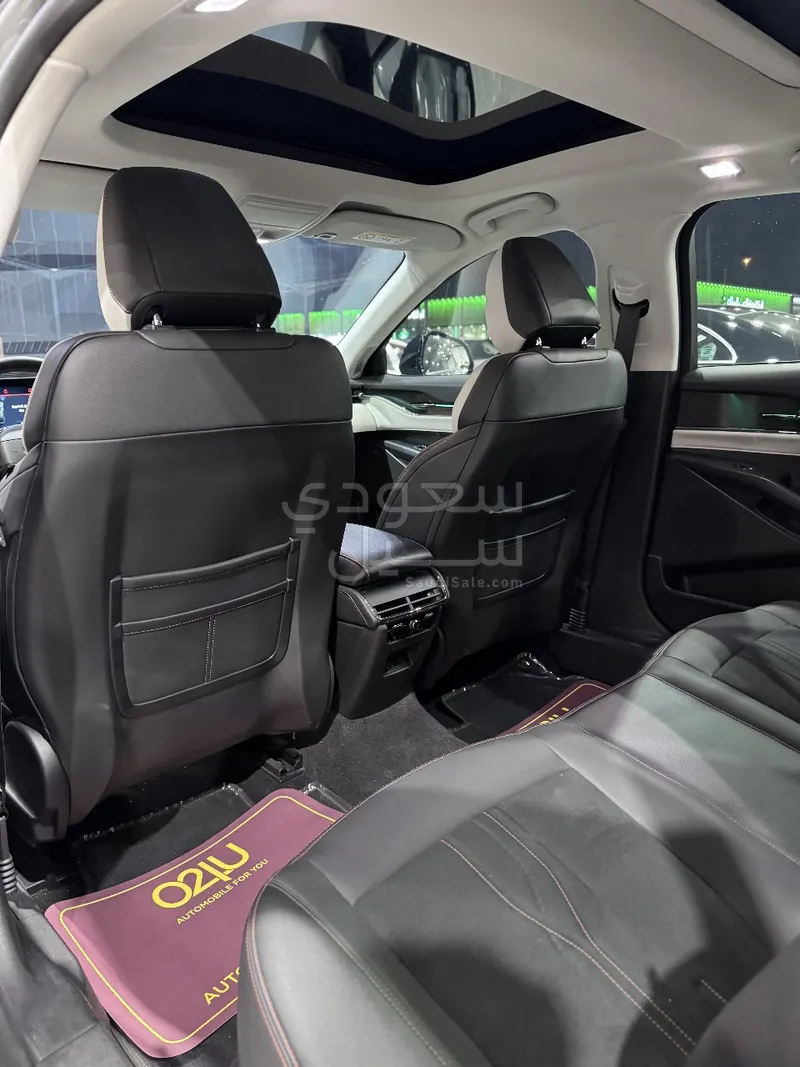 2024 Ford Taurus Titanium