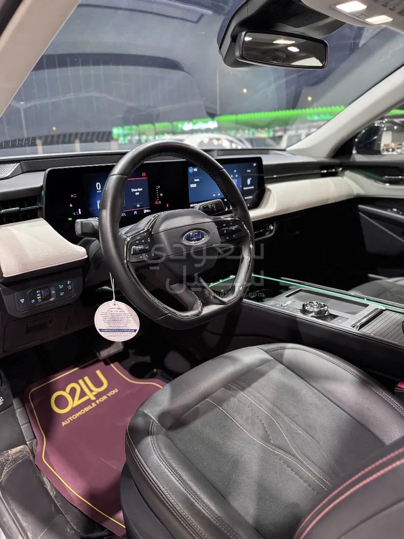 2024 Ford Taurus Titanium