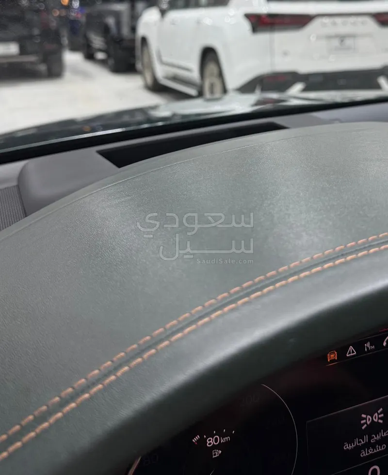 2021 بنتلي بنتايجا الاصدار الاول