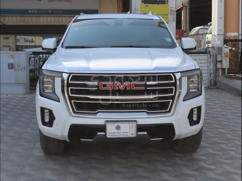 2022 GMC Yukon SLT