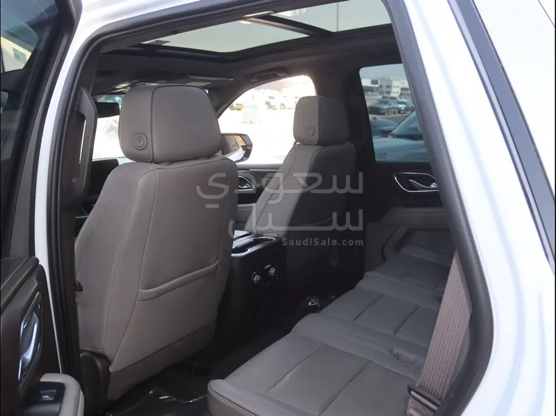 2022 GMC Yukon SLT