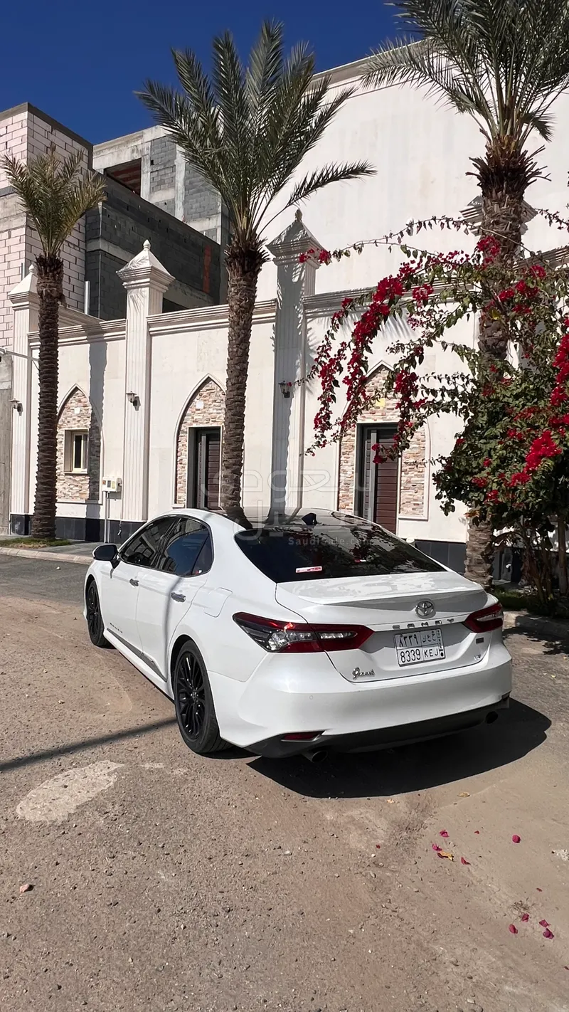 2023 Toyota Camry Grande