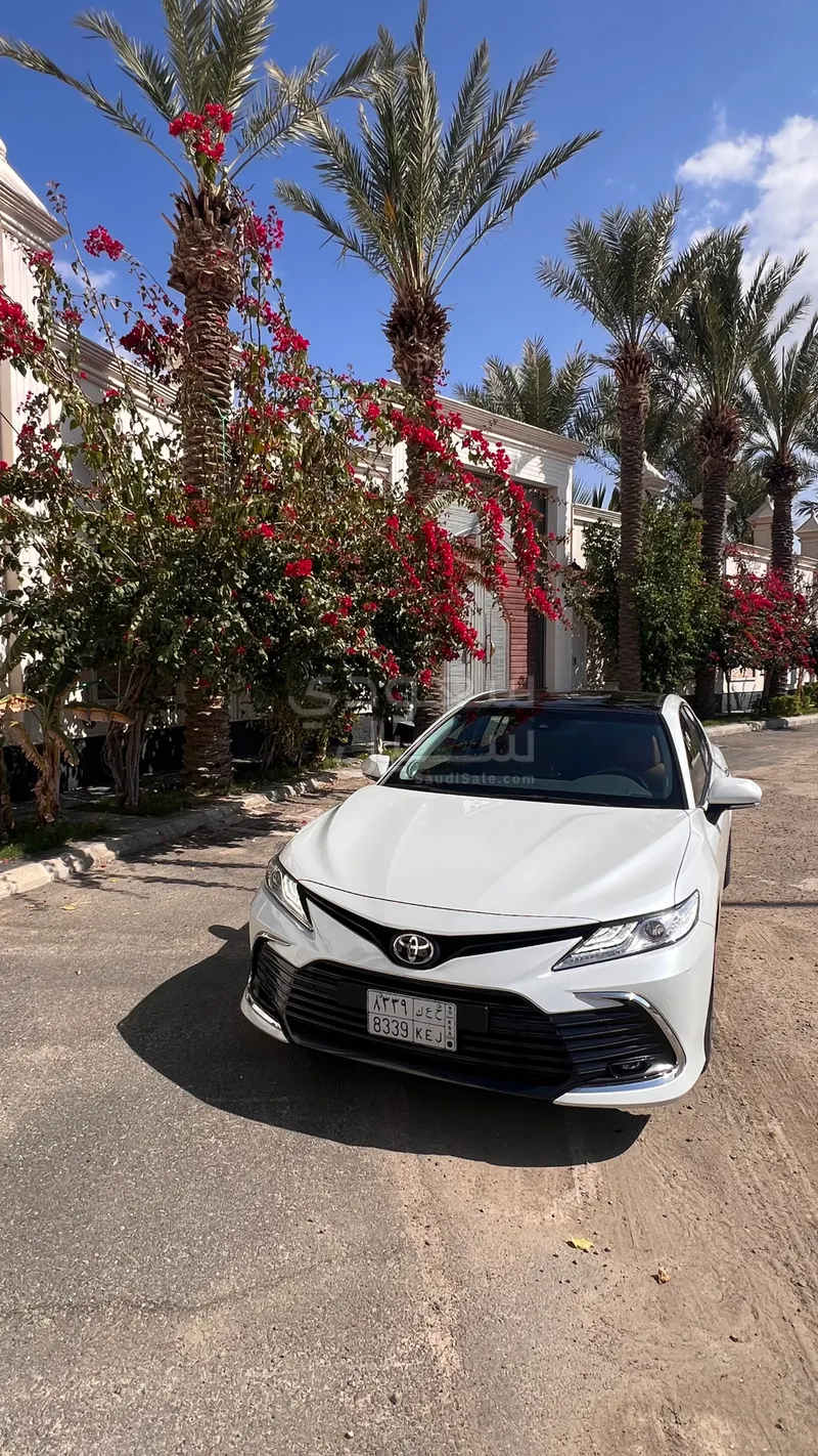 2023 Toyota Camry Grande