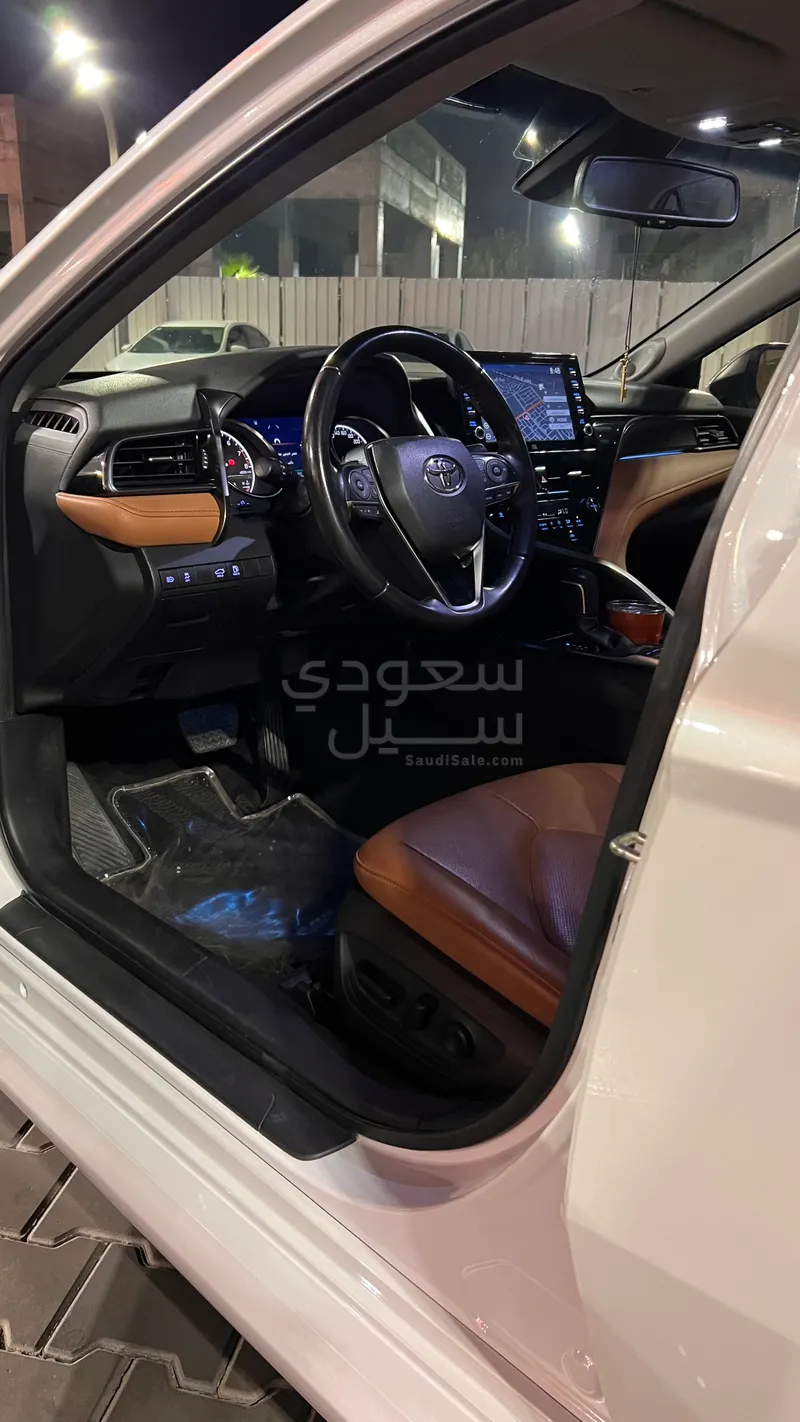 2023 Toyota Camry Grande