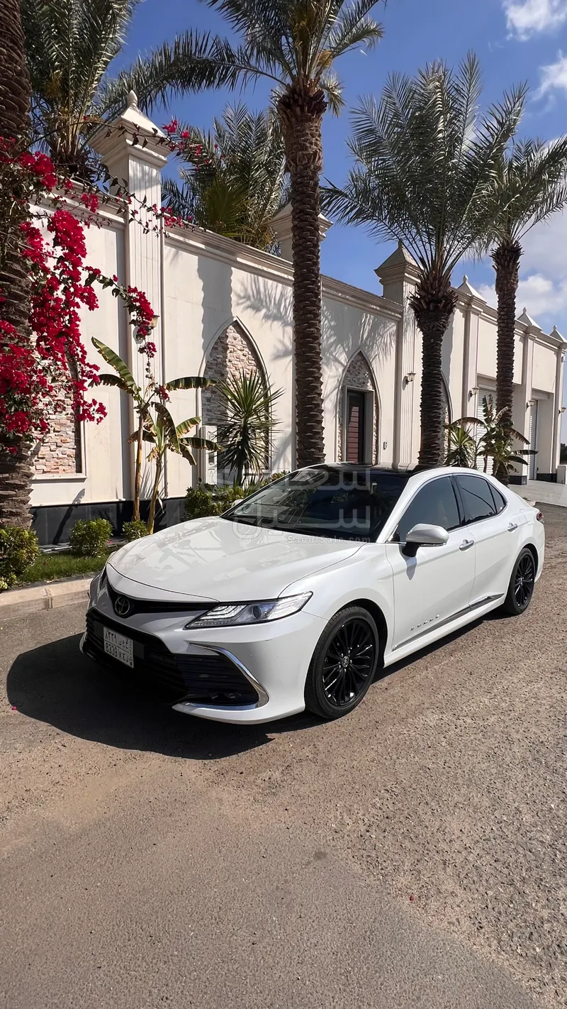 2023 Toyota Camry Grande