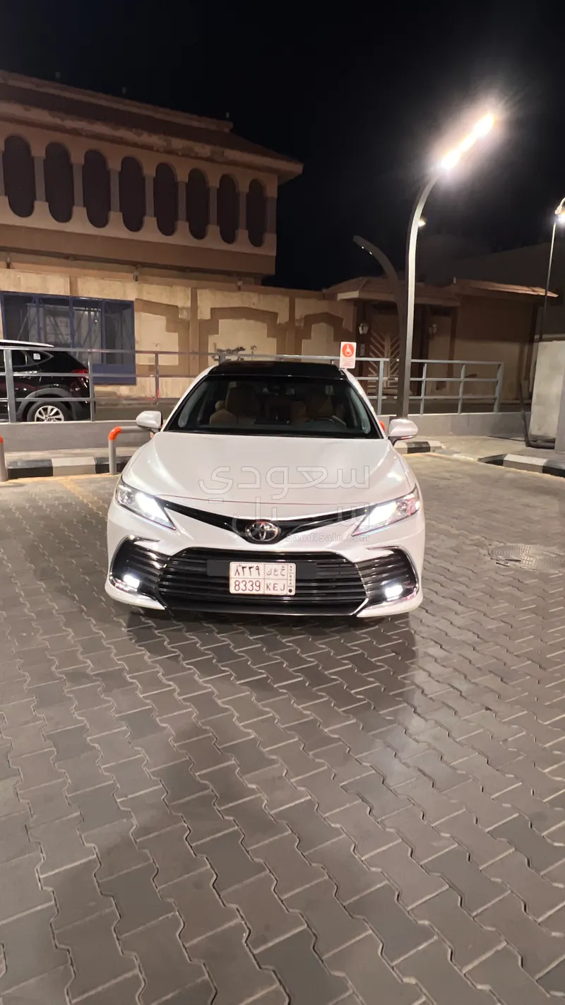 2023 Toyota Camry Grande